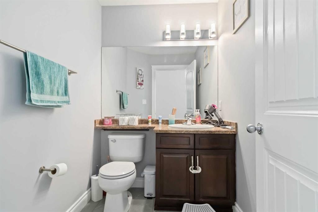 182 Crabapple Way, Fort Mcmurray, AB - Indoor Photo Showing Bathroom