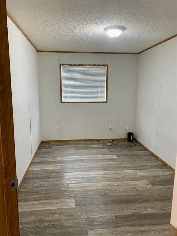 196 Harpe Way, Fort Mcmurray, AB - Indoor Photo Showing Other Room