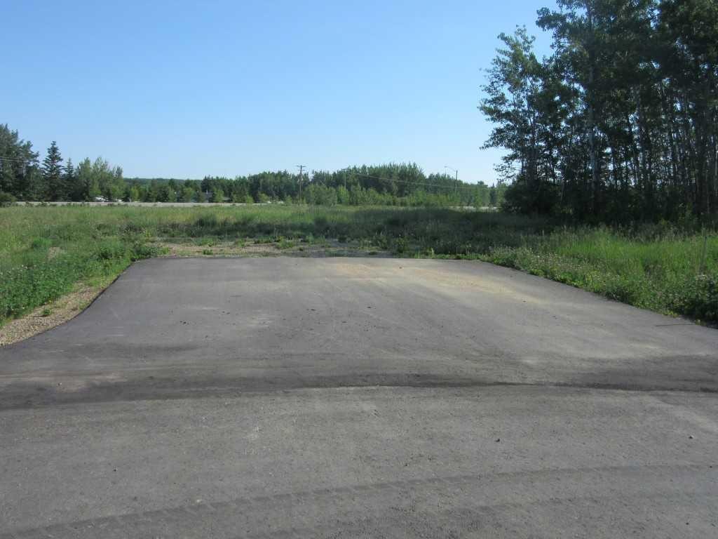210-13348 672A Township, Lac La Biche, AB