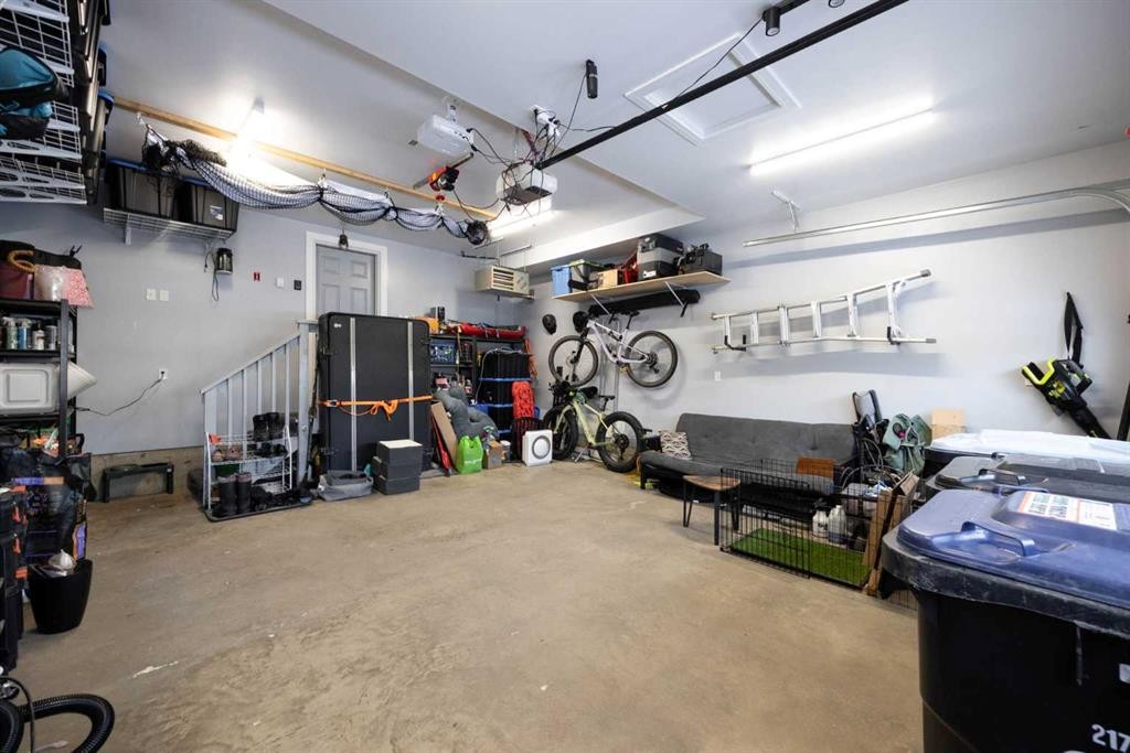 141 Pearson Drive, Fort Mcmurray, AB - Indoor Photo Showing Garage