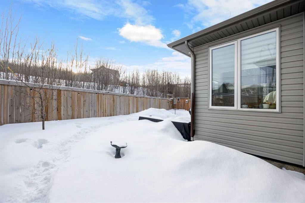 141 Pearson Drive, Fort Mcmurray, AB - Outdoor