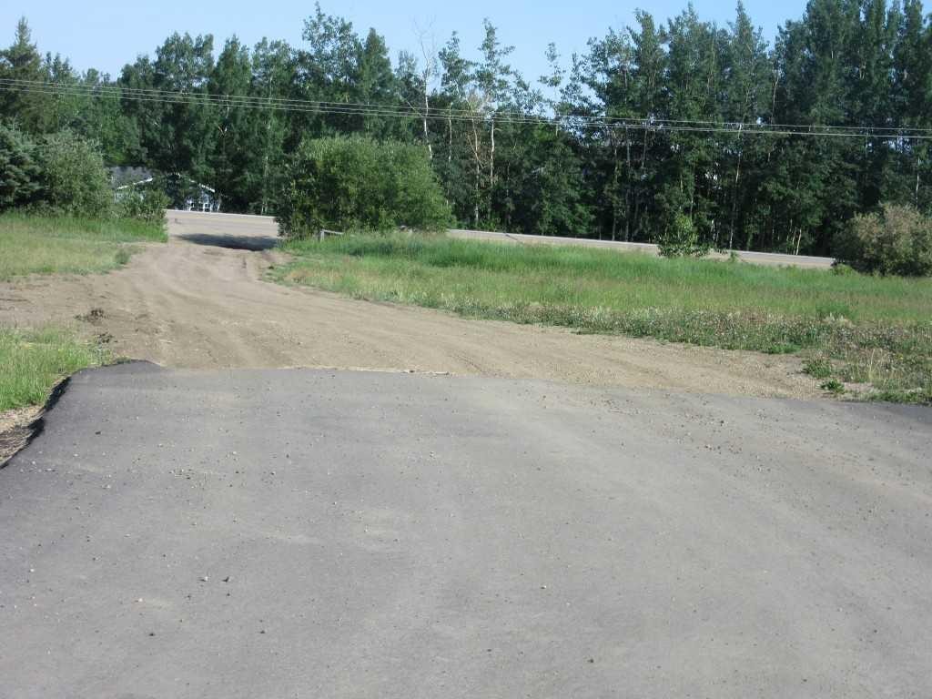 215-13348 672A Township, Lac La Biche, AB