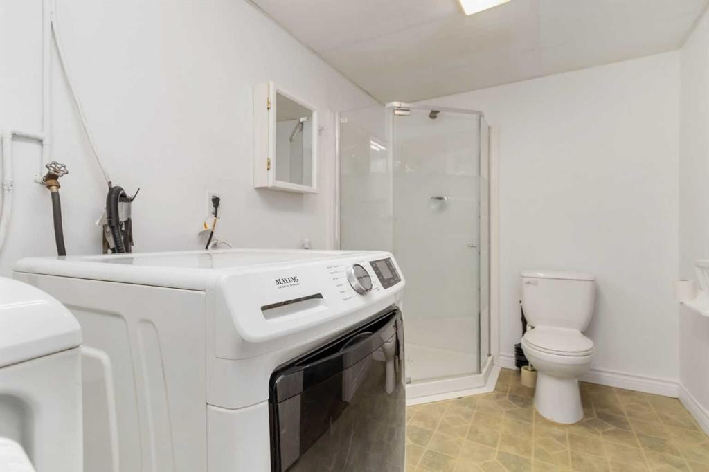 202 Bird Crescent, Fort Mcmurray, AB - Indoor Photo Showing Laundry Room