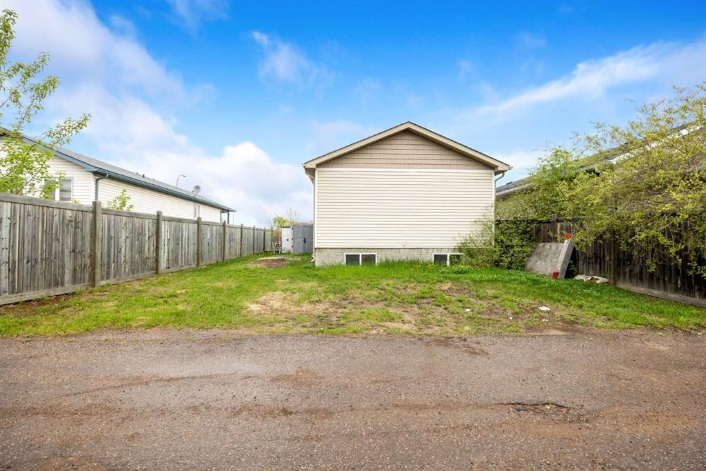 209 Ash Way, Fort Mcmurray, AB