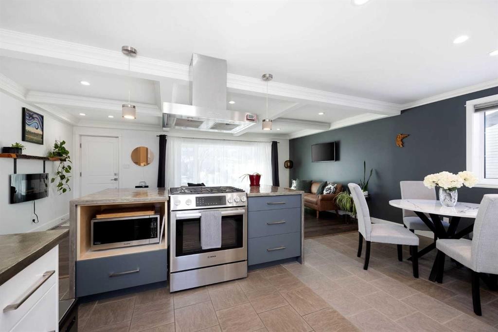 208 Silica Place, Fort Mcmurray, AB - Indoor