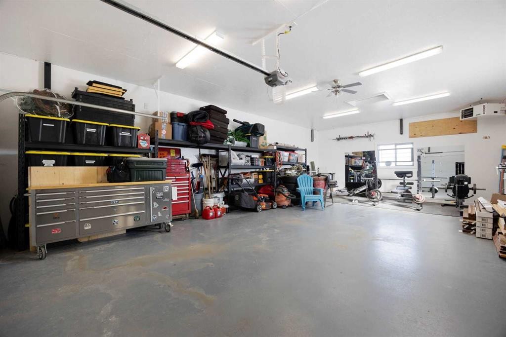 208 Silica Place, Fort Mcmurray, AB - Indoor Photo Showing Garage