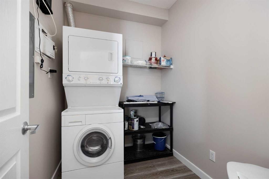 407-100 Denholm Gate, Fort Mcmurray, AB - Indoor Photo Showing Laundry Room