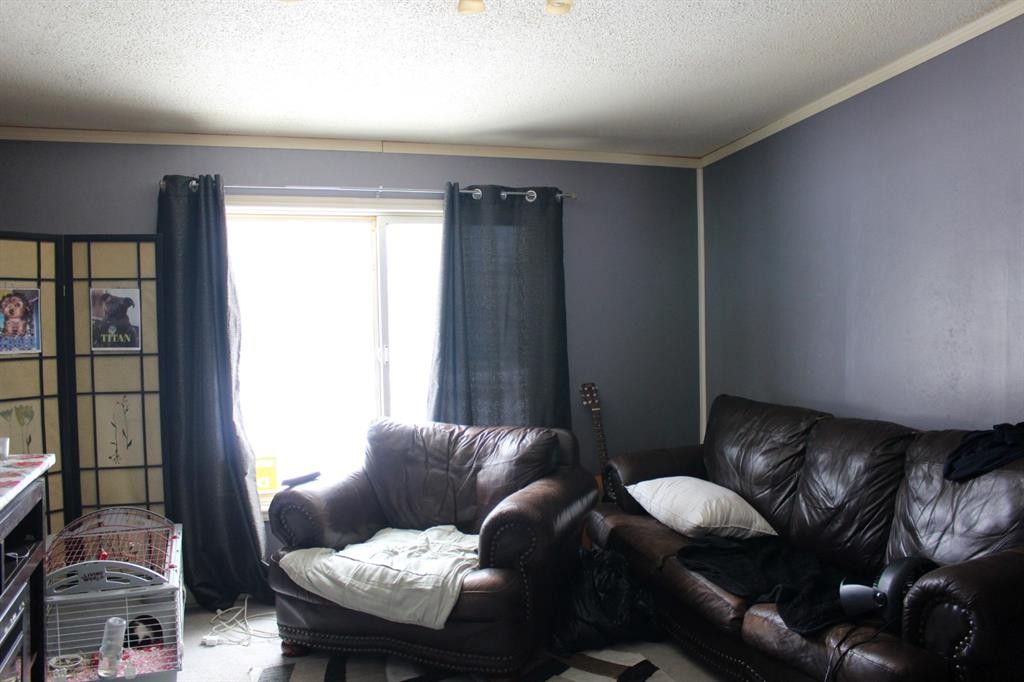 131 Pine Lane, Conklin, AB - Indoor Photo Showing Other Room