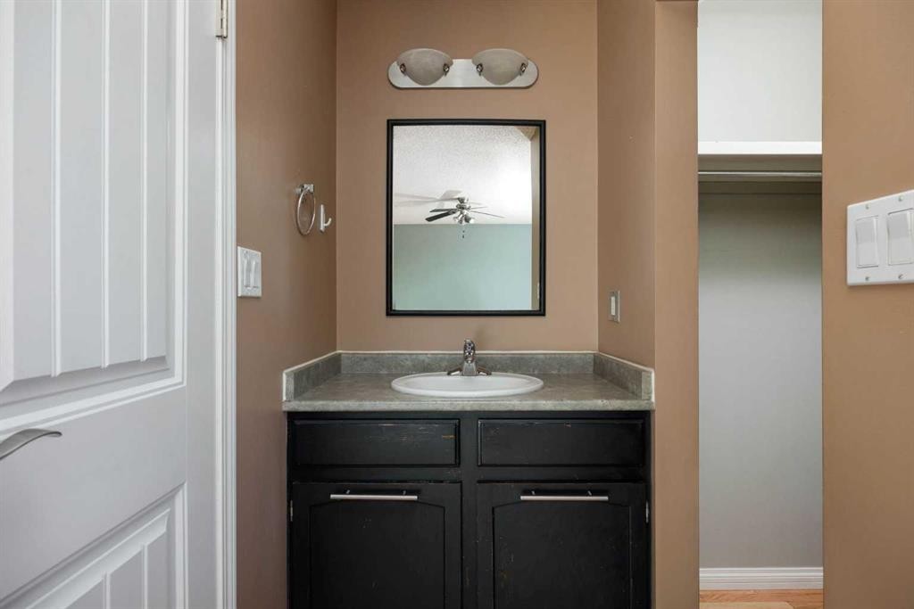 189 Farrell Crescent, Fort Mcmurray, AB - Indoor Photo Showing Bathroom