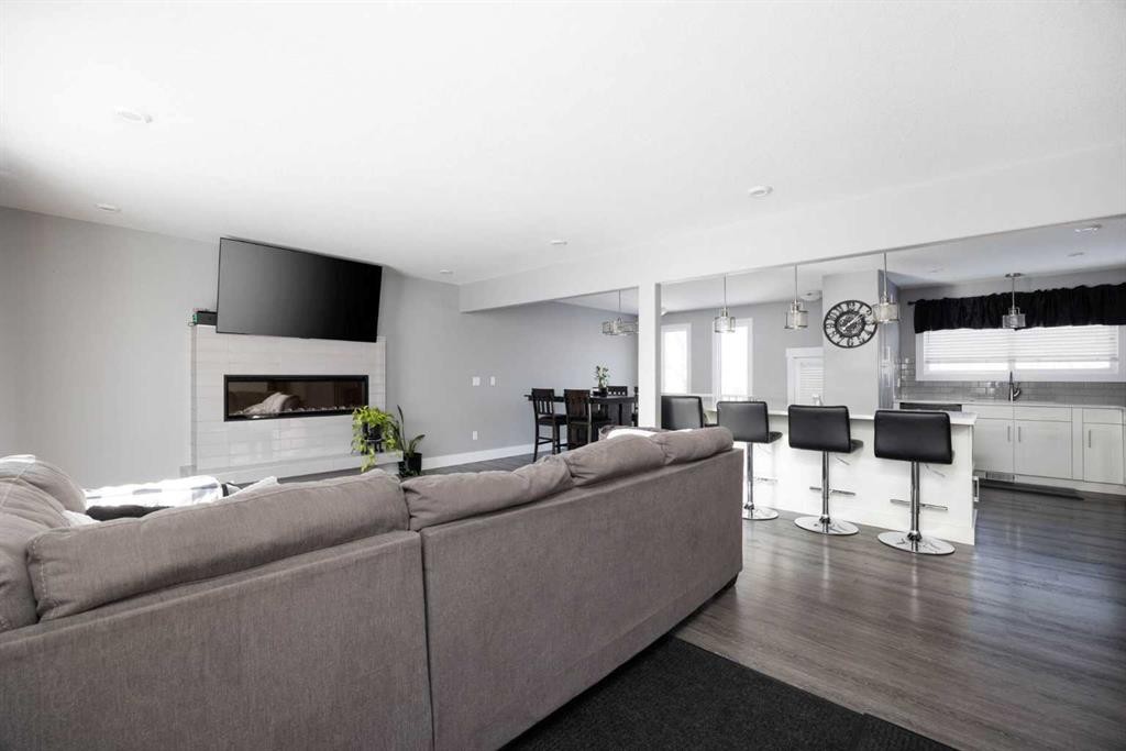 157 Beaumont Crescent, Fort Mcmurray, AB - Indoor Photo Showing Living Room With Fireplace