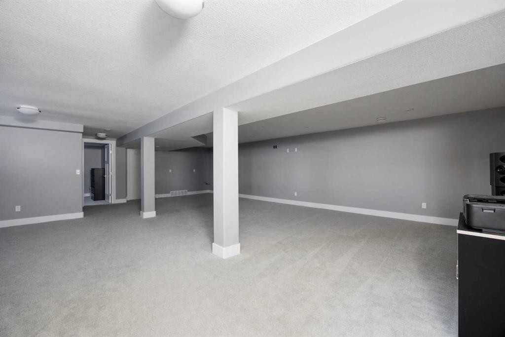 157 Beaumont Crescent, Fort Mcmurray, AB - Indoor