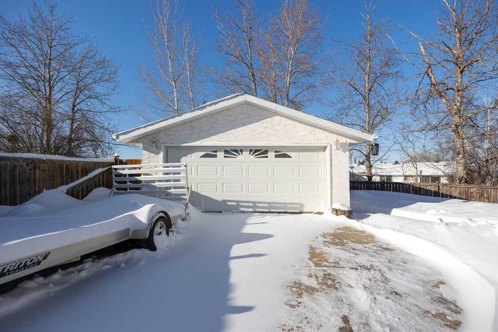157 Beaumont Crescent, Fort Mcmurray, AB - Outdoor
