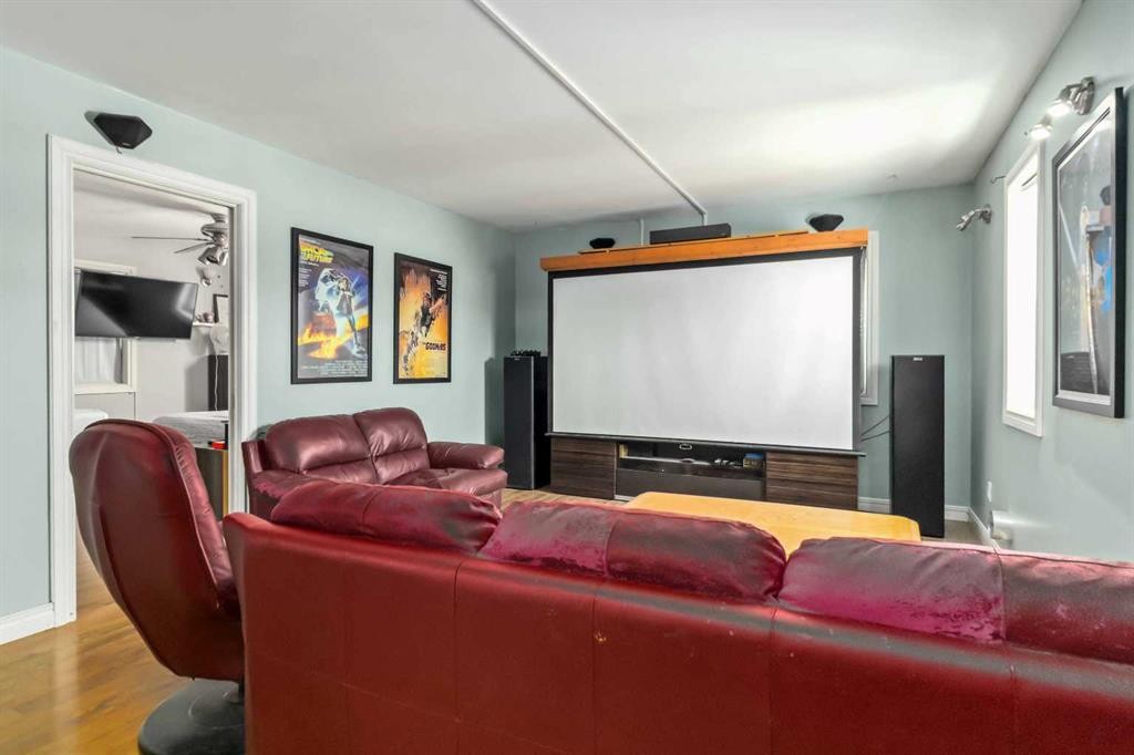 54 Poplar Crescent, Gregoire Lake Estates, AB - Indoor Photo Showing Other Room