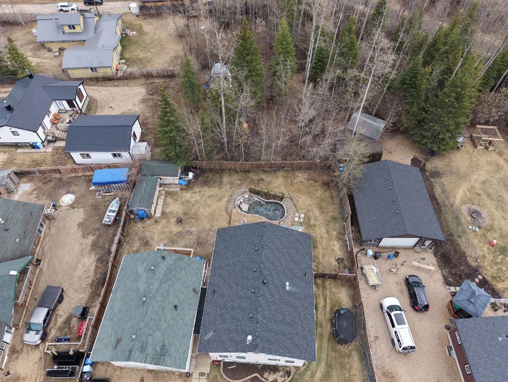 54 Poplar Crescent, Gregoire Lake Estates, AB - Indoor Photo Showing Other Room