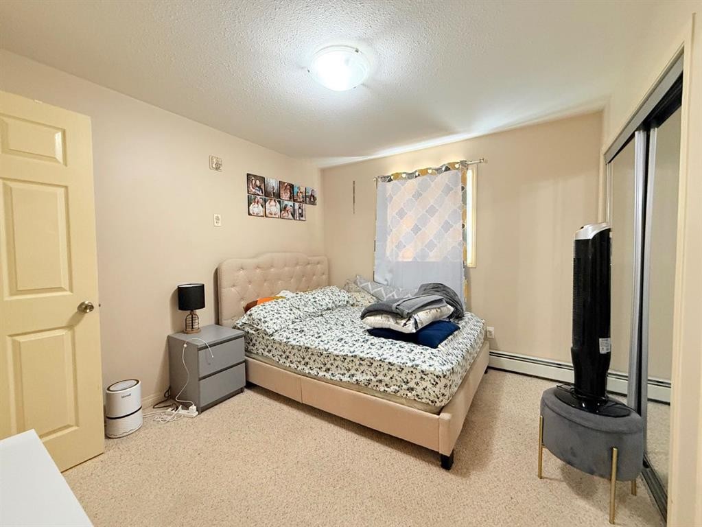 1208-200 Lougheed Drive, Fort Mcmurray, AB - Indoor Photo Showing Bedroom