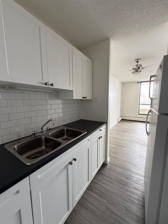 607-13221 Macdonald Drive, Fort Mcmurray, AB - Indoor Photo Showing Kitchen With Double Sink