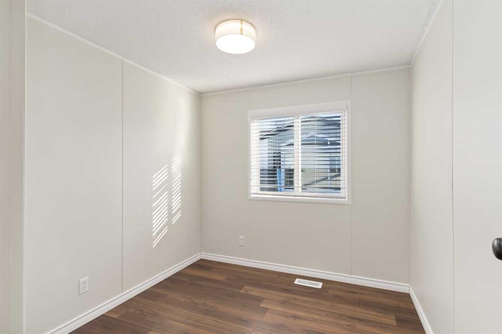 271 Cree Road, Fort Mcmurray, AB - Indoor Photo Showing Other Room