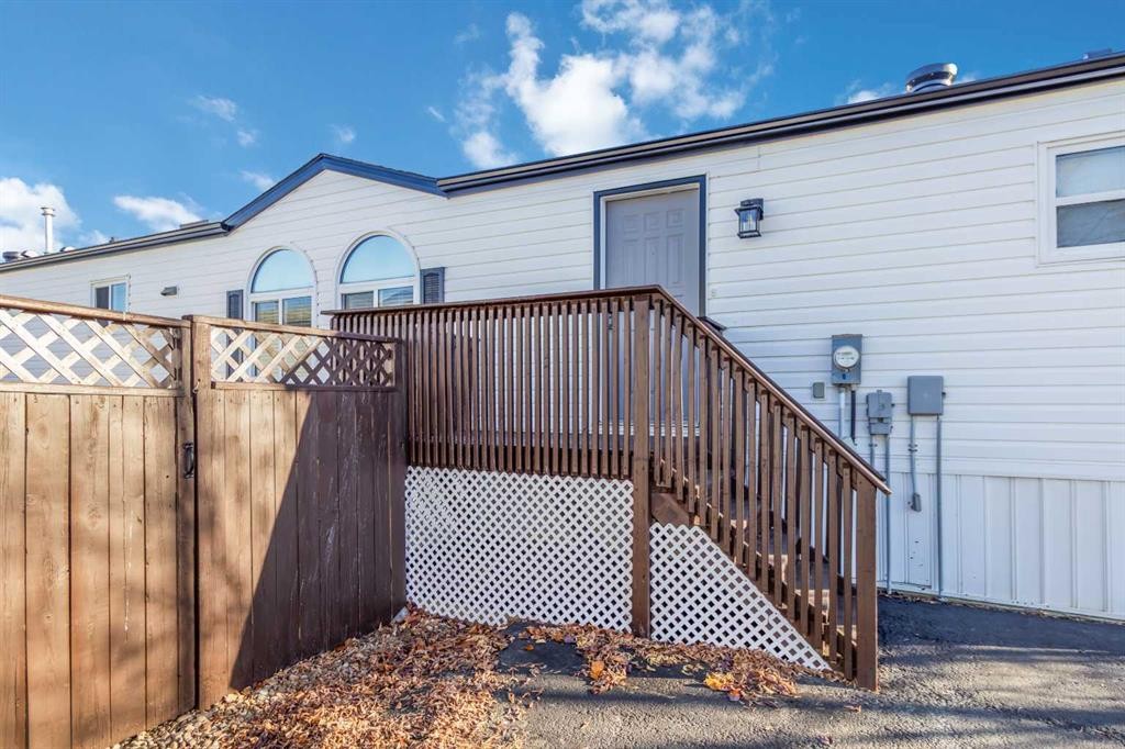 271 Cree Road, Fort Mcmurray, AB - Outdoor With Deck Patio Veranda With Exterior