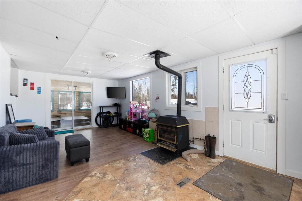 100 Christina Drive, Anzac, AB - Indoor