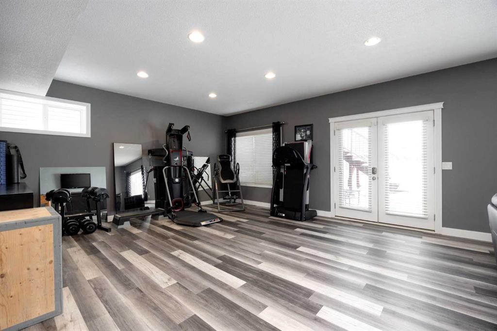 362 Pacific Crescent, Fort Mcmurray, AB - Indoor Photo Showing Gym Room