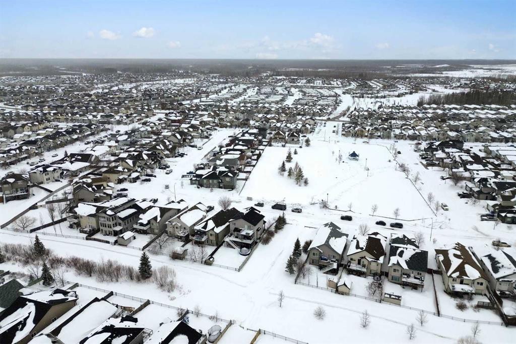 362 Pacific Crescent, Fort Mcmurray, AB - Outdoor With View