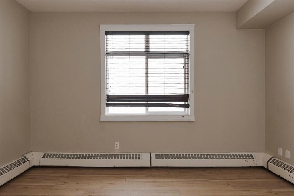 204-100 Denholm Gate, Fort Mcmurray, AB - Indoor Photo Showing Other Room
