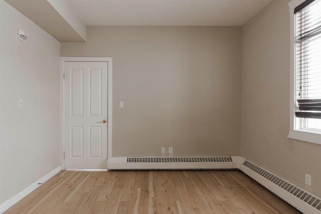 204-100 Denholm Gate, Fort Mcmurray, AB - Indoor Photo Showing Other Room