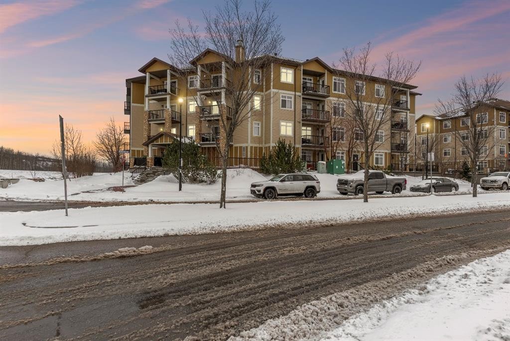 204-100 Denholm Gate, Fort Mcmurray, AB - Outdoor With Facade