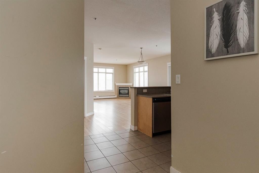 204-100 Denholm Gate, Fort Mcmurray, AB - Indoor Photo Showing Other Room