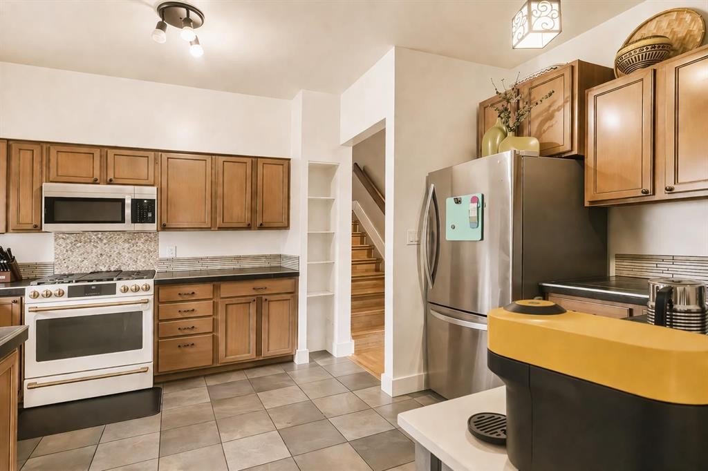 189 Brooks Place, Fort Mcmurray, AB