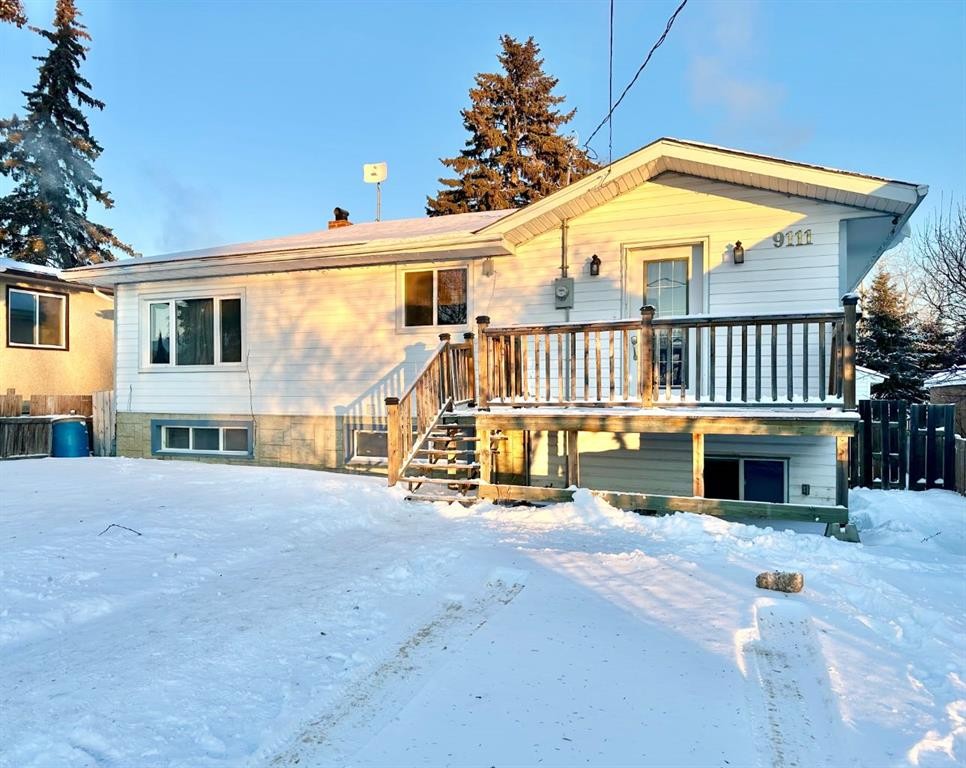 9111 100 St, Lac La Biche, AB - Outdoor