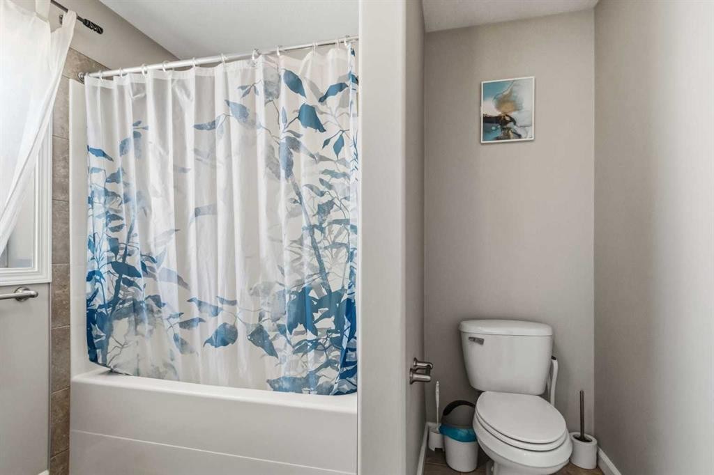 93-313 Millennium Drive, Fort Mcmurray, AB - Indoor Photo Showing Bathroom