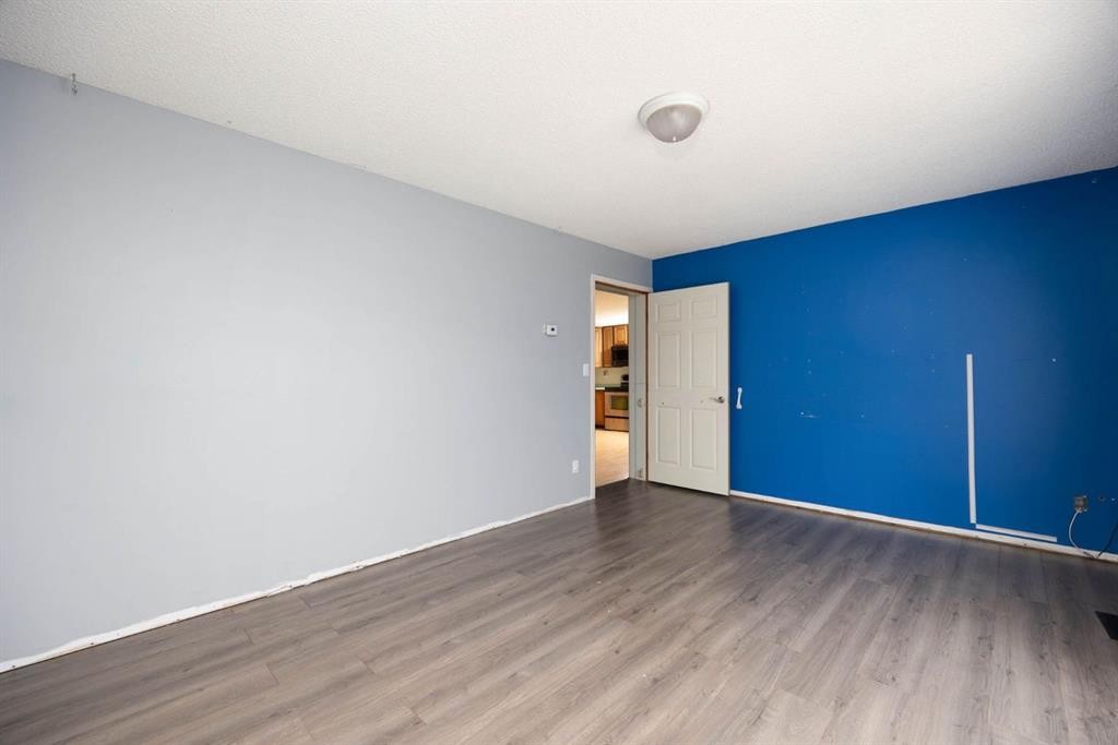 132 Grenada Place, Fort Mcmurray, AB - Indoor Photo Showing Other Room