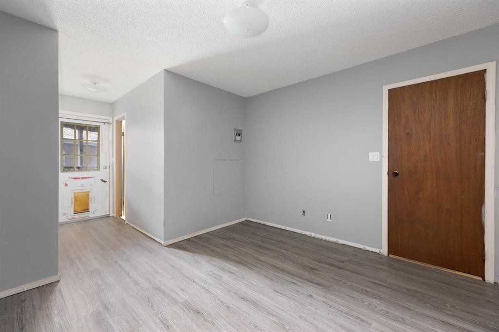 132 Grenada Place, Fort Mcmurray, AB - Indoor Photo Showing Other Room
