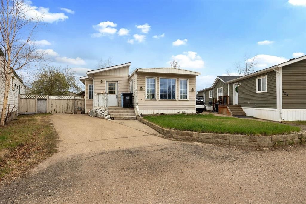 132 Grenada Place, Fort Mcmurray, AB - Outdoor