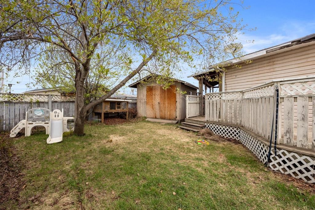 132 Grenada Place, Fort Mcmurray, AB - Outdoor