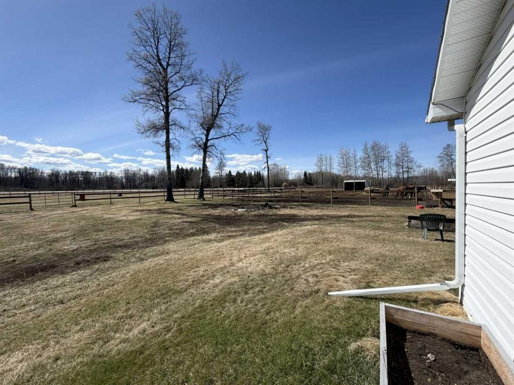 10014B 2 Highway, Kinuso, AB - Outdoor With View