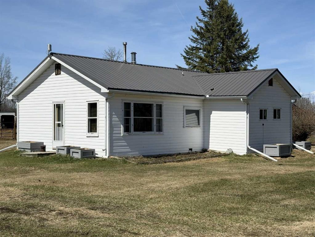 10014B 2 Highway, Kinuso, AB - Outdoor With Exterior