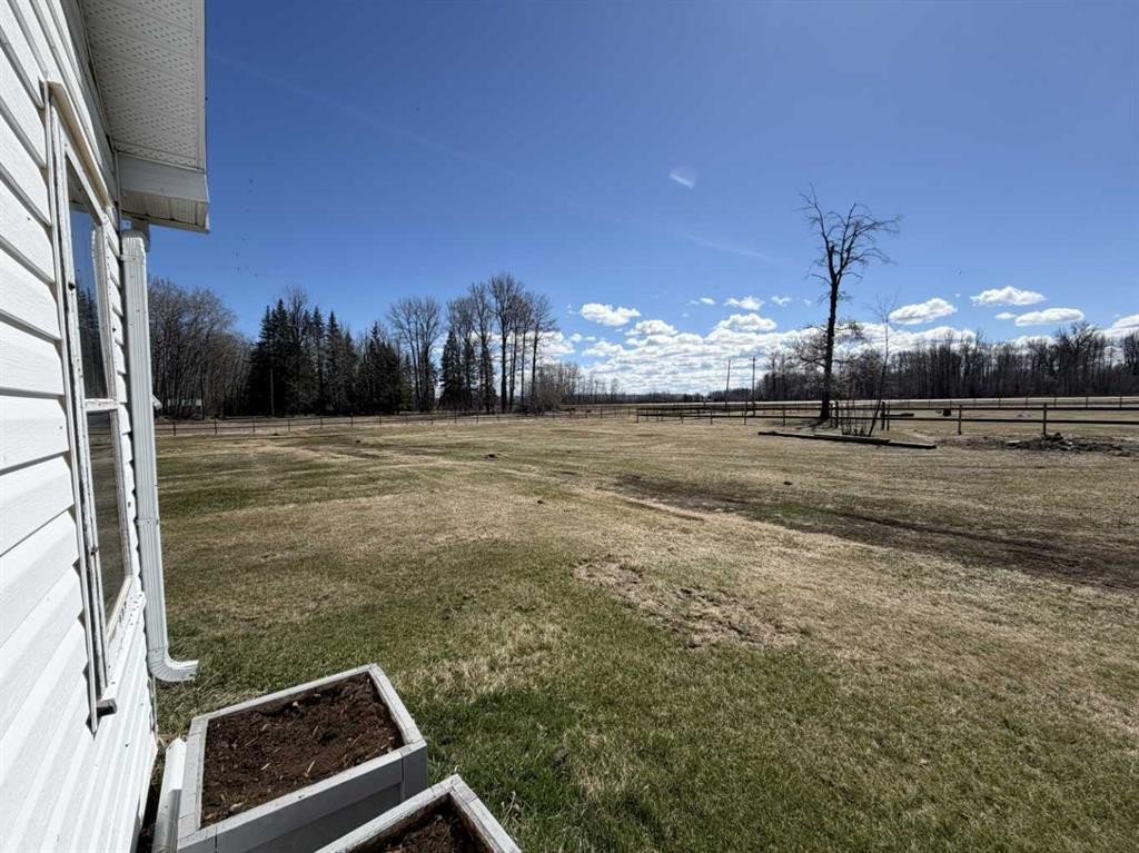 10014B 2 Highway, Kinuso, AB - Outdoor With View