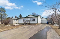 153 Wolverine Drive Fort Mcmurray, AB T9H 4L6