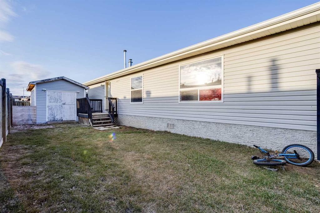 377 Ash Way, Fort Mcmurray, AB - Outdoor