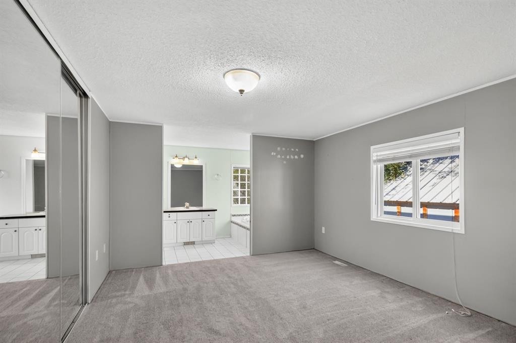 177 Couture Lane, Fort Mcmurray, AB - Indoor Photo Showing Other Room