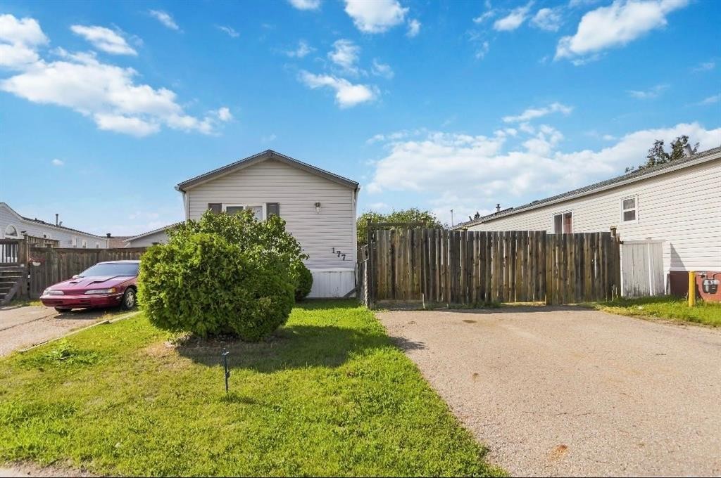 177 Couture Lane, Fort Mcmurray, AB - Outdoor