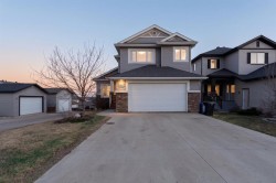 111 Killdeer Way Fort Mcmurray, AB T9K 0P8