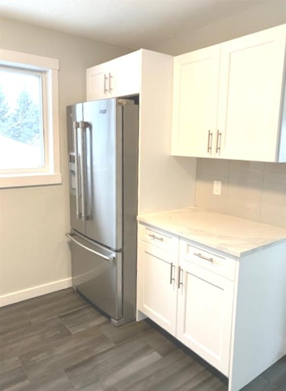 10301 101B Avenue, Lac La Biche, AB - Indoor Photo Showing Kitchen