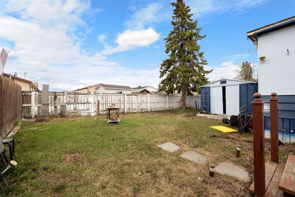 236 Grenfell Crescent, Fort Mcmurray, AB - Outdoor