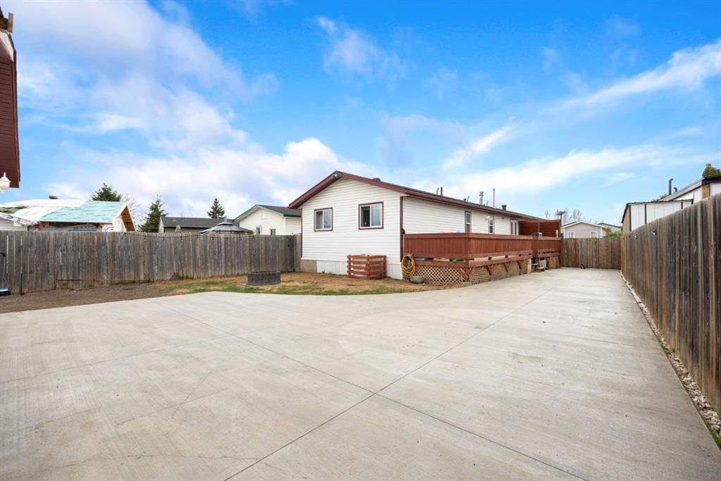 212 Gregoire Crescent, Fort Mcmurray, AB - Outdoor
