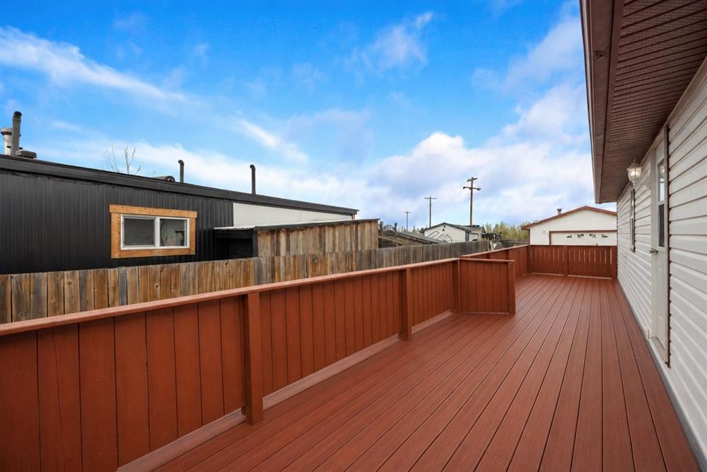 212 Gregoire Crescent, Fort Mcmurray, AB - Outdoor With Exterior