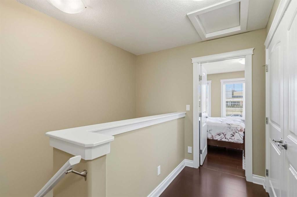 19-300 Sparrow Hawk Drive, Fort Mcmurray, AB - Indoor Photo Showing Other Room