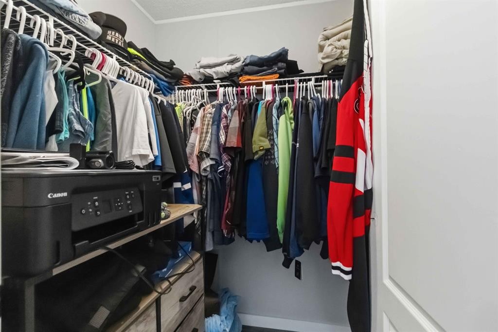 157 Gregoire Crescent, Fort Mcmurray, AB - Indoor With Storage